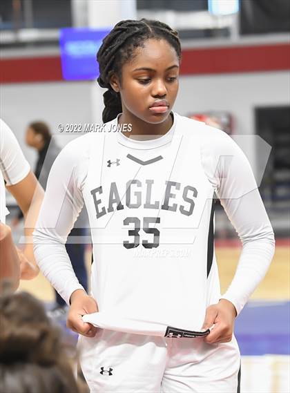 Thumbnail 3 in Example Academy Red vs. Lincoln Prep (Ontario, Canada) - (Nike Tournament of Champions) photogallery.