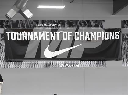 Thumbnail 2 in Example Academy Red vs. Lincoln Prep (Ontario, Canada) - (Nike Tournament of Champions) photogallery.
