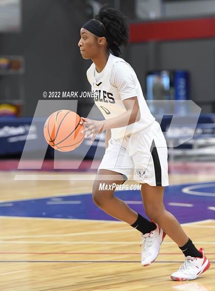 Thumbnail 2 in Example Academy Red vs. Lincoln Prep (Ontario, Canada) - (Nike Tournament of Champions) photogallery.