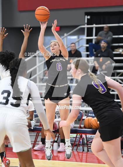 Thumbnail 1 in Example Academy Red vs. Lincoln Prep (Ontario, Canada) - (Nike Tournament of Champions) photogallery.