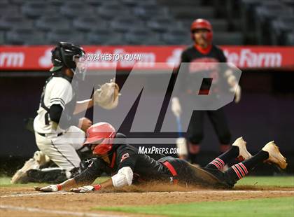 Thumbnail 1 in Garden Grove vs. Buena Park (Halo Classic) photogallery.