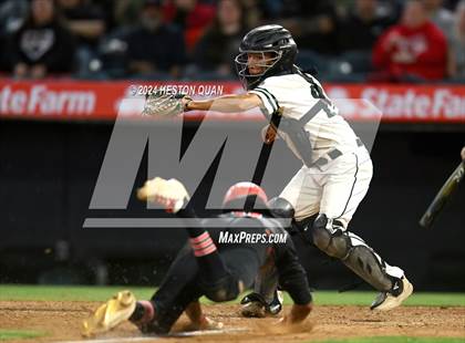 Thumbnail 1 in Garden Grove vs. Buena Park (Halo Classic) photogallery.