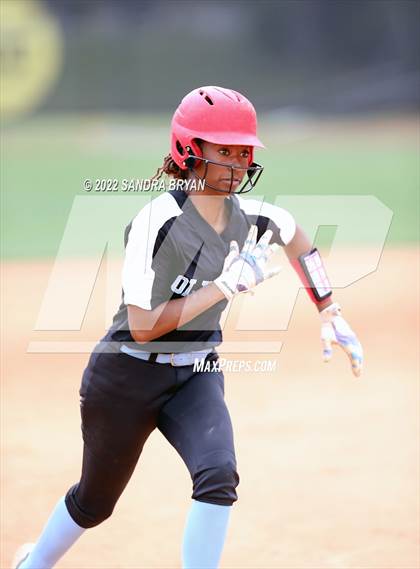 Thumbnail 2 in Olympic vs. South Mecklenburg (NCHSAA 4A Round 2 Playoff) photogallery.