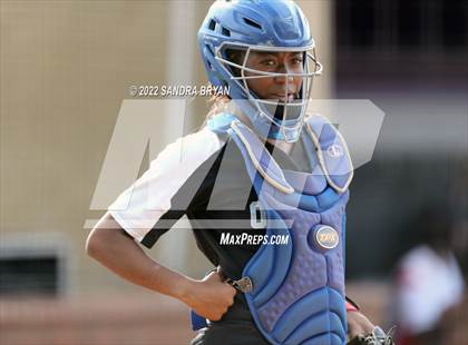 Thumbnail 2 in Olympic vs. South Mecklenburg (NCHSAA 4A Round 2 Playoff) photogallery.