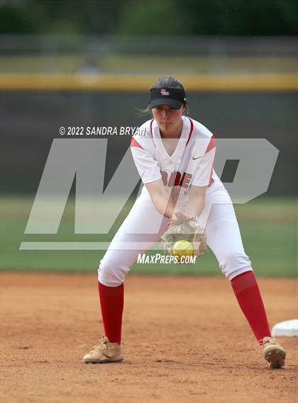 Thumbnail 2 in Olympic vs. South Mecklenburg (NCHSAA 4A Round 2 Playoff) photogallery.