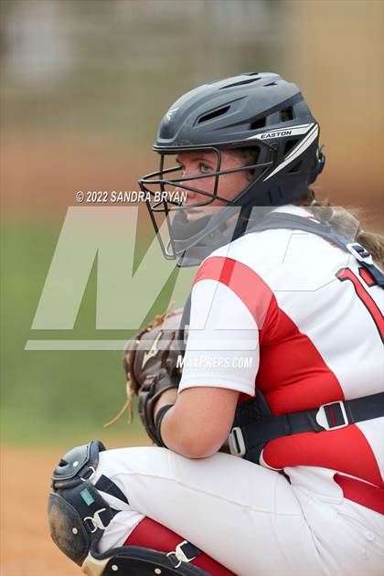 Thumbnail 1 in Olympic vs. South Mecklenburg (NCHSAA 4A Round 2 Playoff) photogallery.