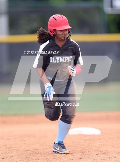 Thumbnail 1 in Olympic vs. South Mecklenburg (NCHSAA 4A Round 2 Playoff) photogallery.