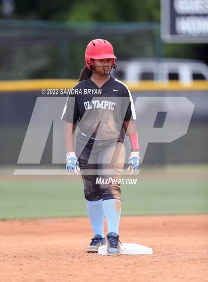 Thumbnail 3 in Olympic vs. South Mecklenburg (NCHSAA 4A Round 2 Playoff) photogallery.