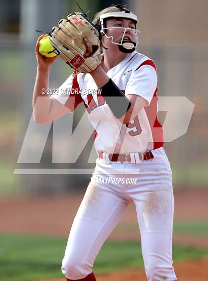 Thumbnail 3 in Olympic vs. South Mecklenburg (NCHSAA 4A Round 2 Playoff) photogallery.