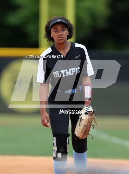 Thumbnail 2 in Olympic vs. South Mecklenburg (NCHSAA 4A Round 2 Playoff) photogallery.