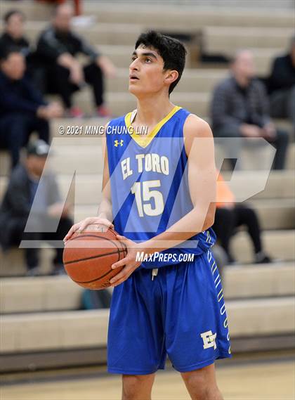 Thumbnail 2 in JSerra Catholic vs. El Toro (Aliso Niguel Classic) photogallery.