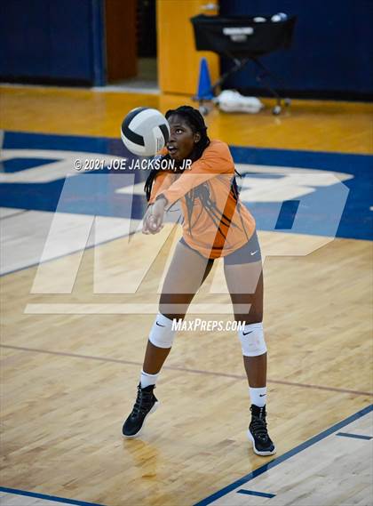Thumbnail 2 in Cienega vs. Marana photogallery.