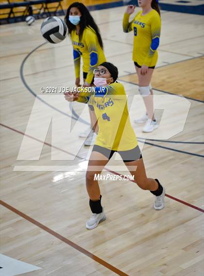 Thumbnail 3 in Cienega vs. Marana photogallery.