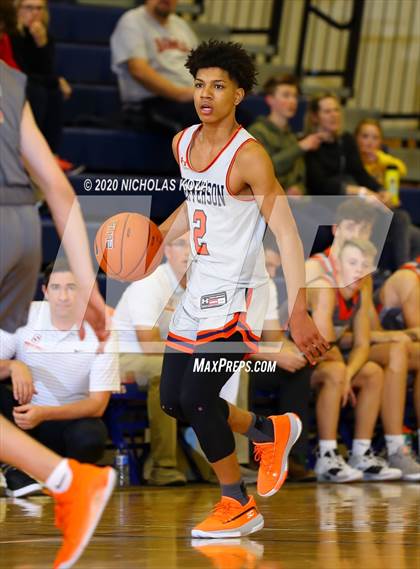 Thumbnail 1 in Skyridge vs. Jefferson (Tarkanian Classic) photogallery.