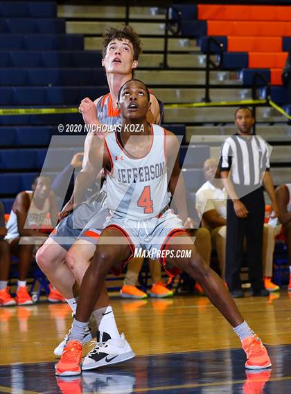 Thumbnail 1 in Skyridge vs. Jefferson (Tarkanian Classic) photogallery.