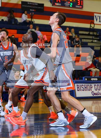 Thumbnail 1 in Skyridge vs. Jefferson (Tarkanian Classic) photogallery.