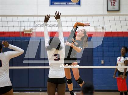 Thumbnail 3 in Lennard @ Tampa Bay Tech photogallery.