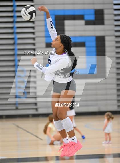 Thumbnail 2 in Estrella Foothills vs. Willow Canyon - Championship (Wolves Classic Volleyball Tournament) photogallery.