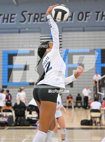 Thumbnail 2 in Estrella Foothills vs. Willow Canyon - Championship (Wolves Classic Volleyball Tournament) photogallery.