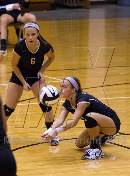 Thumbnail 3 in Columbus North @ Shelbyville photogallery.