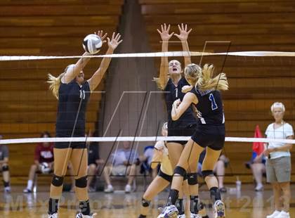Thumbnail 2 in Columbus North @ Shelbyville photogallery.