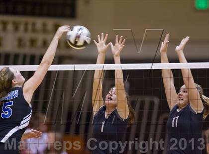 Thumbnail 1 in Columbus North @ Shelbyville photogallery.