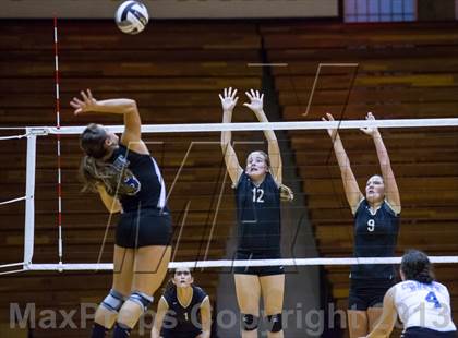 Thumbnail 2 in Columbus North @ Shelbyville photogallery.