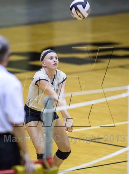 Thumbnail 3 in Columbus North @ Shelbyville photogallery.