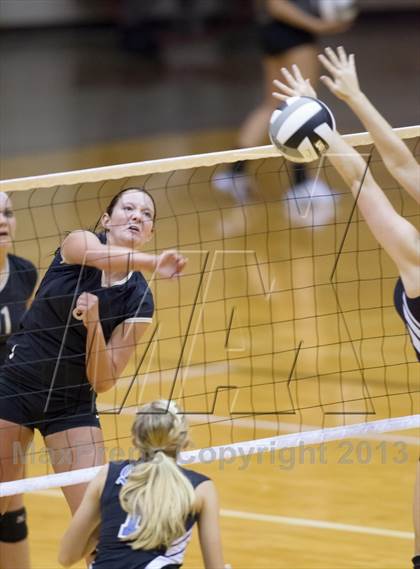 Thumbnail 1 in Columbus North @ Shelbyville photogallery.
