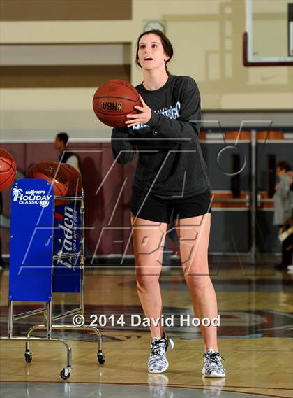 Thumbnail 3 in 2014 MaxPreps Holiday Classic 3-Point Contest (Girls) photogallery.
