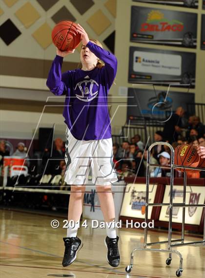 Thumbnail 3 in 2014 MaxPreps Holiday Classic 3-Point Contest (Girls) photogallery.
