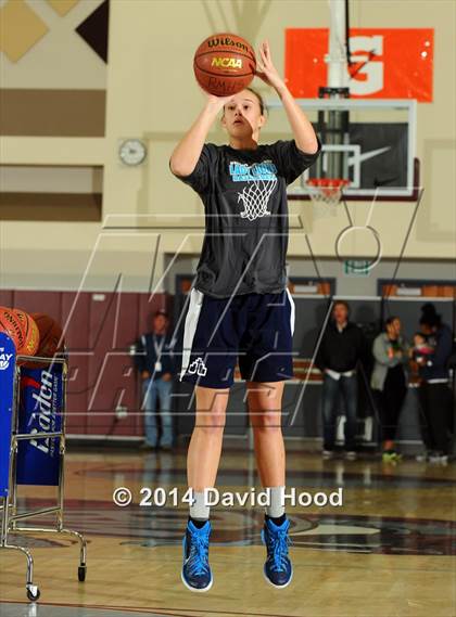 Thumbnail 1 in 2014 MaxPreps Holiday Classic 3-Point Contest (Girls) photogallery.