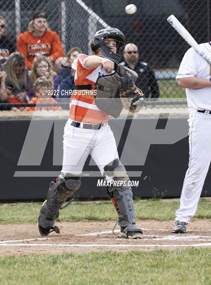 Thumbnail 3 in Althoff Catholic @ Waterloo photogallery.