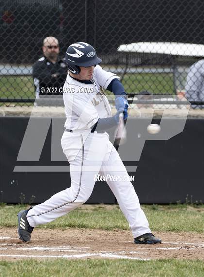 Thumbnail 1 in Althoff Catholic @ Waterloo photogallery.