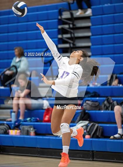 Thumbnail 3 in Riverton vs. Northridge (Claim Jumper Tournament) photogallery.