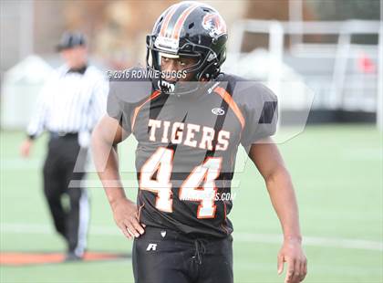 Thumbnail 2 in Canada Prep Football Academy @ Suffield Academy photogallery.
