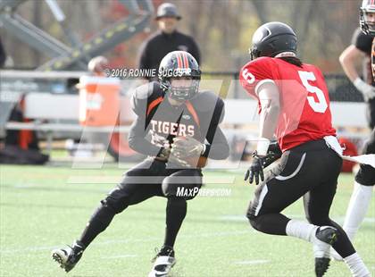 Thumbnail 2 in Canada Prep Football Academy @ Suffield Academy photogallery.