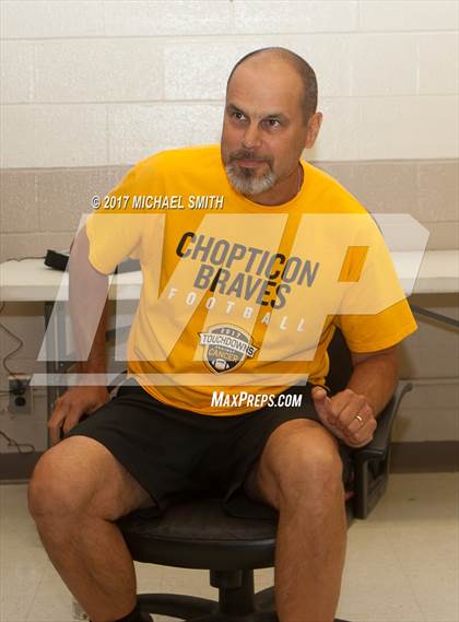 Thumbnail 3 in Chopticon Ceremony (Touchdowns Against Cancer) photogallery.