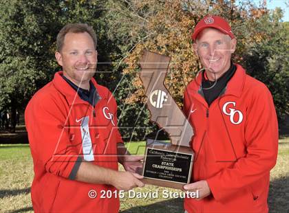 Thumbnail 2 in CIF State Cross Country Championships (Girls Awards) photogallery.