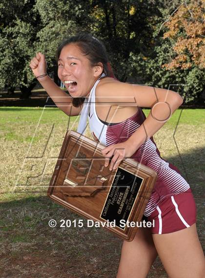 Thumbnail 2 in CIF State Cross Country Championships (Girls Awards) photogallery.