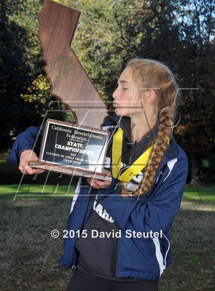 Thumbnail 2 in CIF State Cross Country Championships (Girls Awards) photogallery.