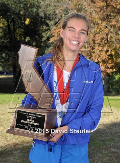 Thumbnail 2 in CIF State Cross Country Championships (Girls Awards) photogallery.