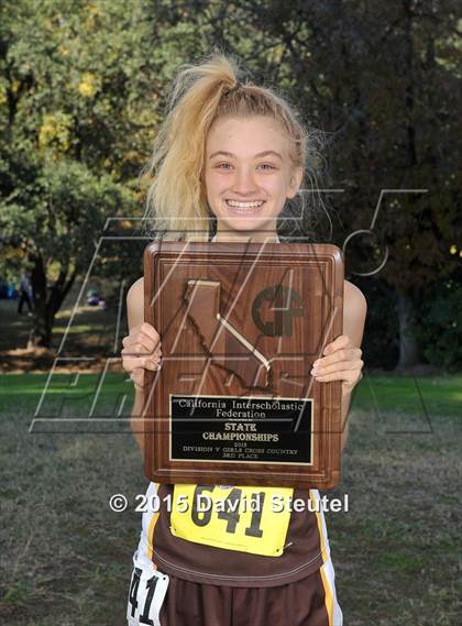 Thumbnail 3 in CIF State Cross Country Championships (Girls Awards) photogallery.