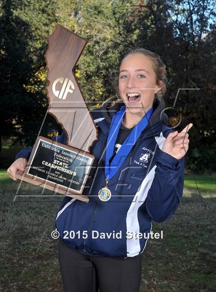 Thumbnail 2 in CIF State Cross Country Championships (Girls Awards) photogallery.