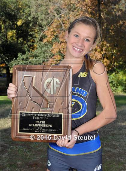 Thumbnail 2 in CIF State Cross Country Championships (Girls Awards) photogallery.