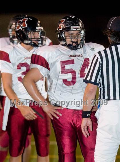 Thumbnail 3 in Beyer vs. Modesto photogallery.