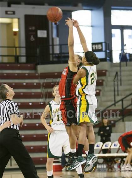 Thumbnail 3 in Castilleja vs. Pinewood (CIF CCS D5 Final) photogallery.
