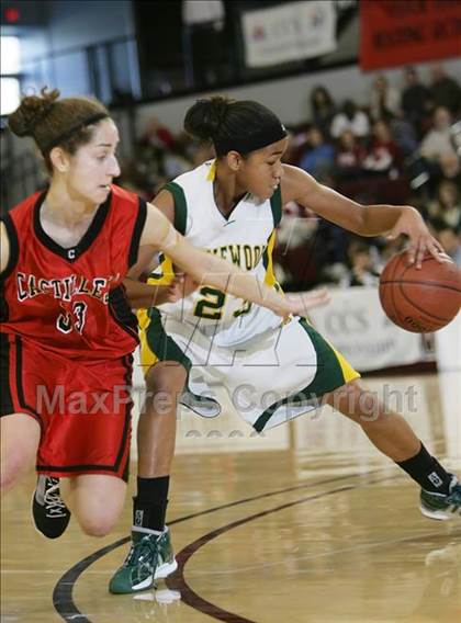 Thumbnail 2 in Castilleja vs. Pinewood (CIF CCS D5 Final) photogallery.