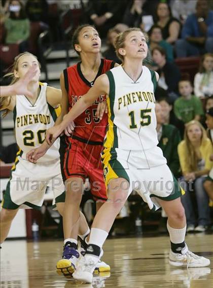 Thumbnail 2 in Castilleja vs. Pinewood (CIF CCS D5 Final) photogallery.