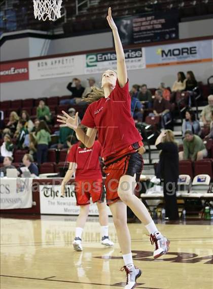 Thumbnail 1 in Castilleja vs. Pinewood (CIF CCS D5 Final) photogallery.